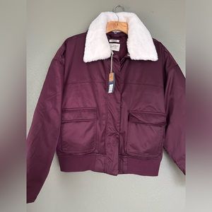 Universal thread bomber jacket. Size L new with tags